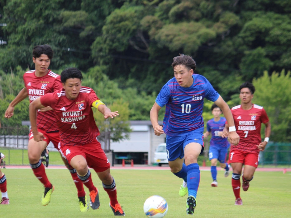 今夏の予選決勝で激突した市立船橋と流通経済大柏