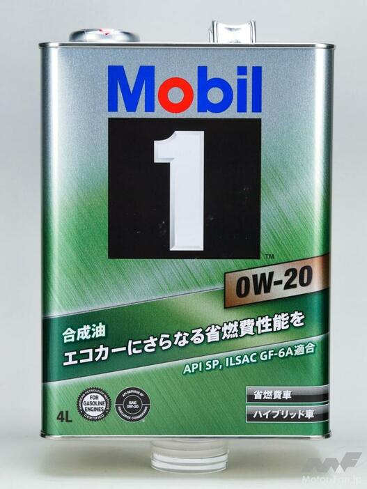 優れた省燃費性能とエンジン保護性能を兼ね備えたハイブリッドやエコカー向けの高性能オイル『Mobil1™ 0W-20』。低粘度指定車にベストマッチする。