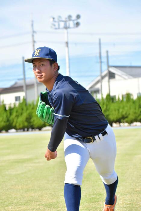 　阪神ドラフト１位に指名された井原