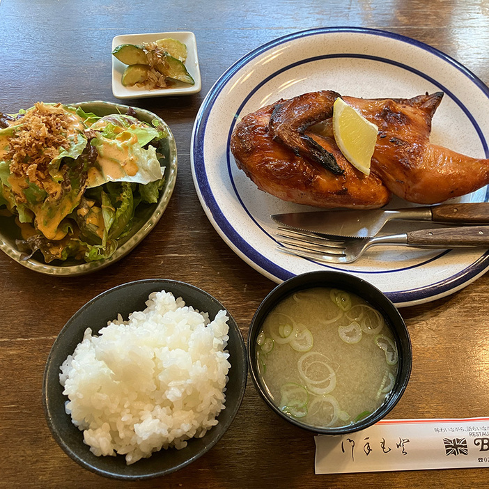 長野県民はケンタッキーより「むしり」一択！ 伝説のチキンにかぶりついてみた