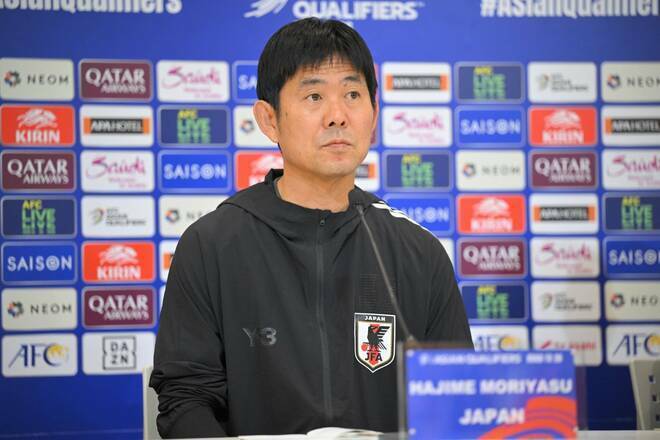 オーストラリア代表監督について語る森保監督。写真：金子拓弥（サッカーダイジェスト写真部）