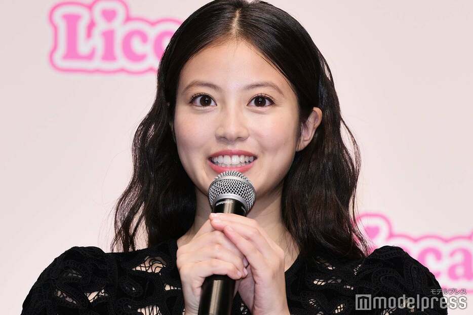 「今田美桜 リカちゃんのおともだち“みおちゃん”」デビュー記者発表会に出席した今田美桜