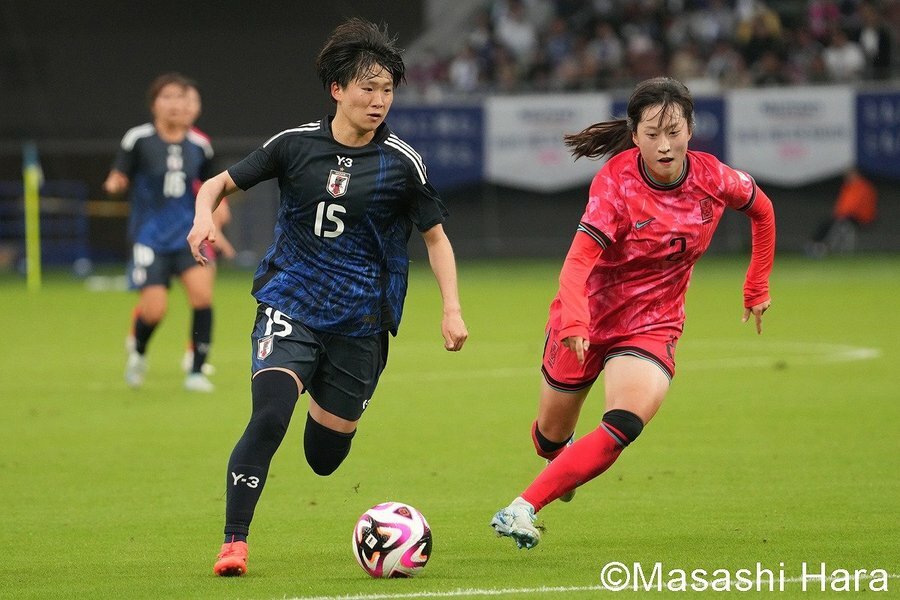 韓国に快勝した新生なでしこ。チーム2点目を決めた藤野あおばのゴールには、「なでしこの理想」が…。撮影／原壮史(Sony　α‐1使用)