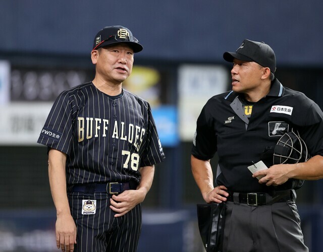 歴史に残る名将となったオリックスの中嶋聡監督　写真:時事