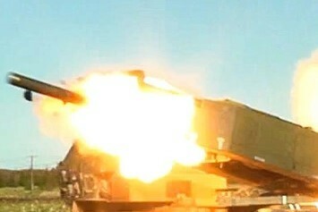 矢臼別演習場で射撃するHIMARS（画像：アメリカ海兵隊）。