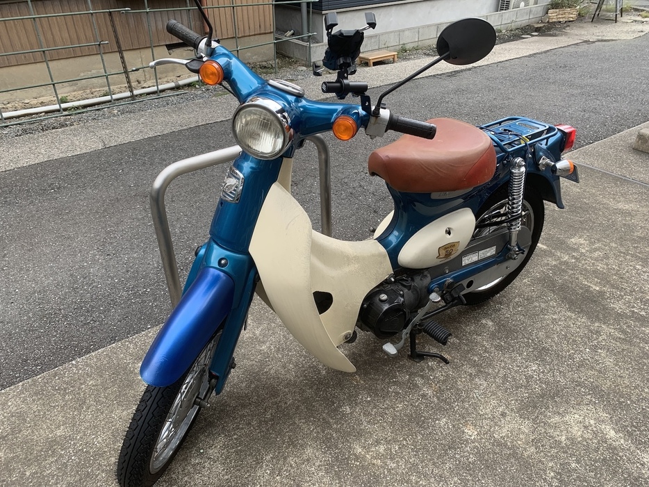 スーパーカブ50（撮影＝はるまきもえ）