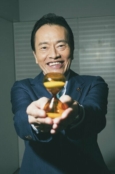 『民王R』主演・遠藤憲一、入れ替わりたい人は“長年連れ添いマネージャーの妻”