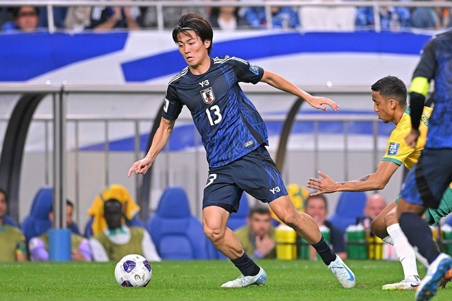 中村が途中出場で同点弾を演出した。写真：金子拓弥（サッカーダイジェスト写真部）