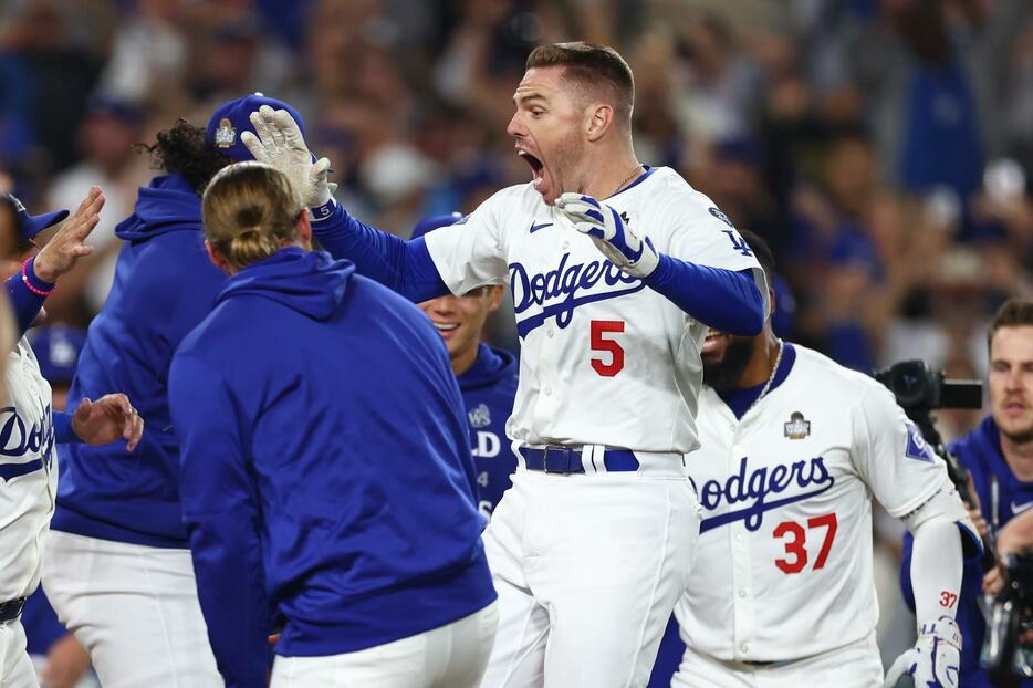 フリーマンの逆転満塁弾でドジャースがサヨナラ勝ちを収めた(C)Getty Images