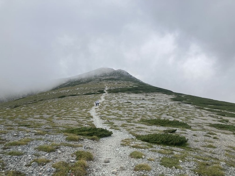 天空の滑走路と呼ばれる場所。あいにく雲に覆われてしまった