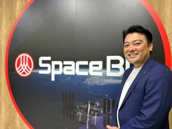 Space BDの社長を務める永崎将利さん。永崎さんは三井物産出身で、鉄鋼関連の事業に携わっていた。大企業やレガシー産業も理解しつつ、スタートアップ的な考えも持っている点が強みだ。