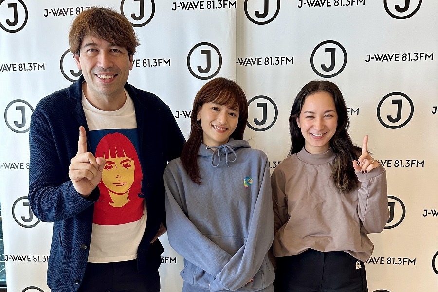 サッシャ、iri、ノイハウス萌菜