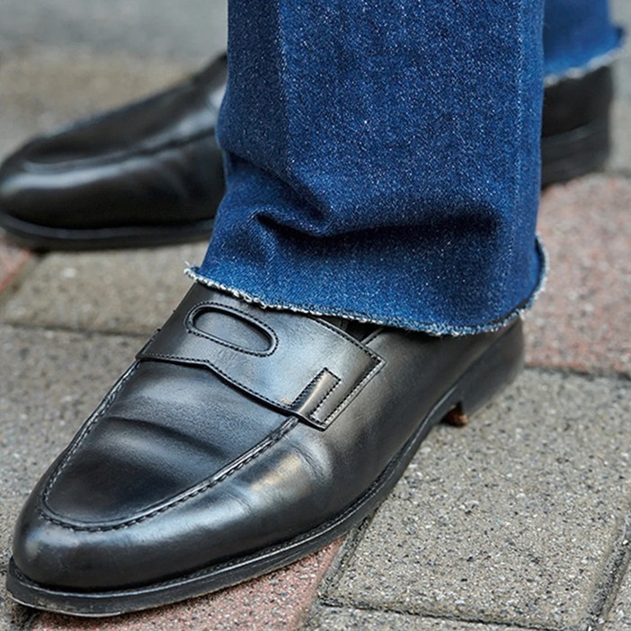 JOHN LOBB