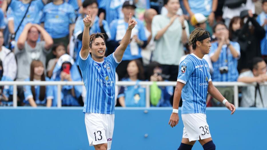 横浜FCが首位浮上！(C)Getty Images