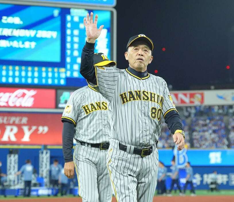 今季限りで退任した阪神の岡田彰布前監督＝３日、横浜スタジアム（松永渉平撮影)