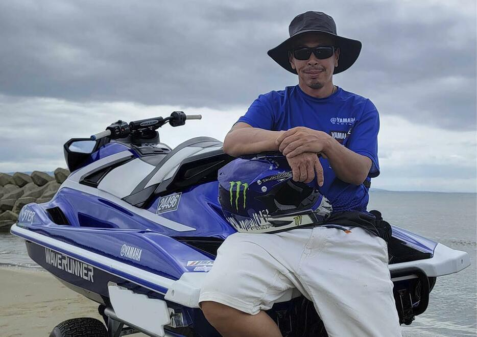 水上バイク愛好家の 浜 正幸さん。彼自身も、今年1月の能登半島地震で自宅が全壊している。