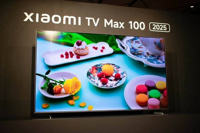 100インチのスマートテレビ「Xiaomi TV Max 100 2025」。