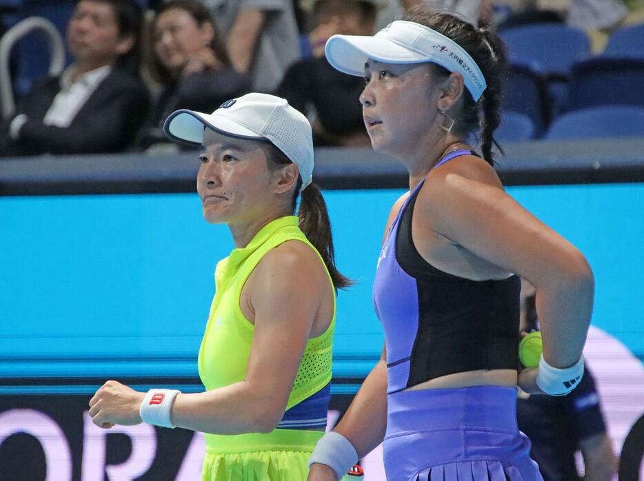 （左から）青山修子と穂積絵莉[画像/tennis365.net]