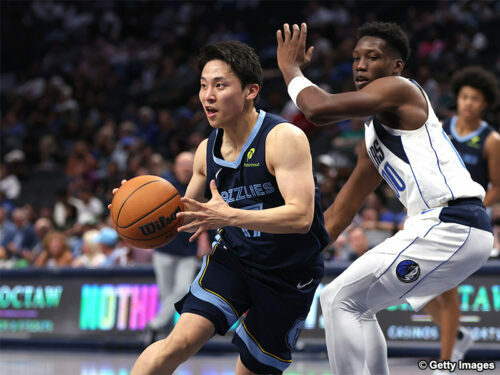 “NBAデビュー”戦で存在感を示したグリズリーズの河村勇輝［写真］＝B.LEAGUE