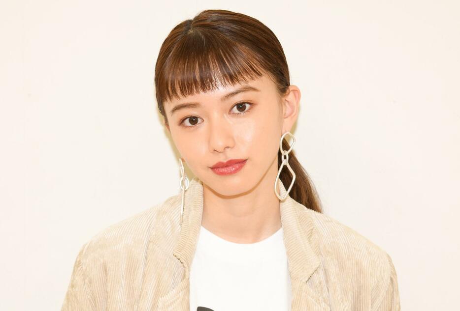 山本舞香さん