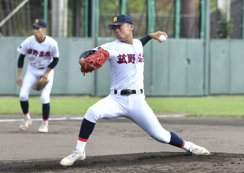 【聖隷クリストファー戦で先発した菰野・栄田＝ちゅ～るスタジアム清水で】