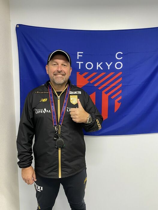 オーストラリア代表でのコーチ経験もあるＦＣ東京・クラモフスキー監督