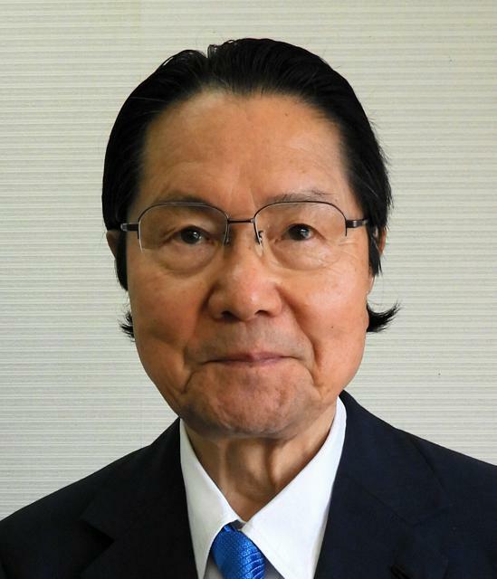 衛藤征士郎氏