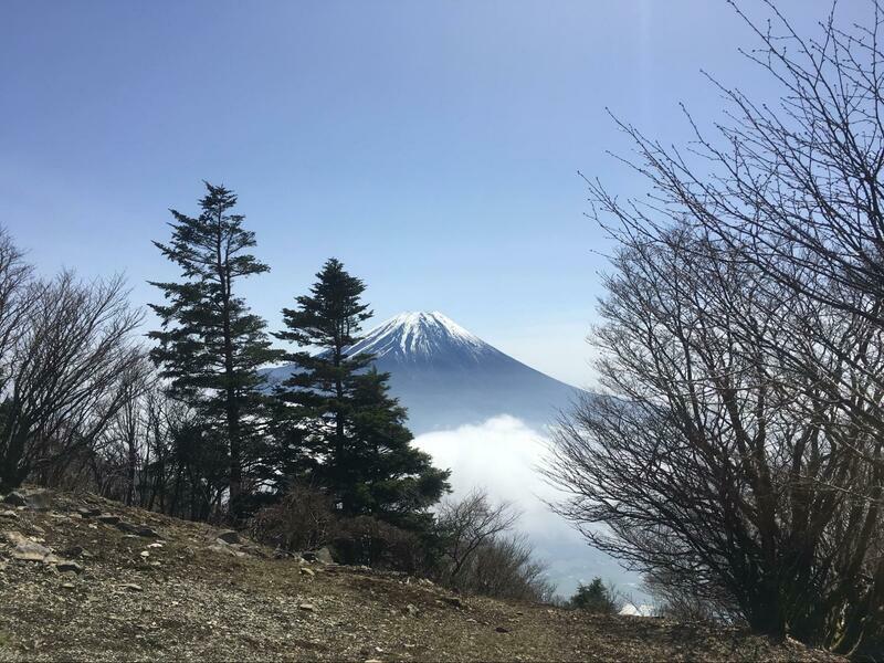 一番美しいと感じる、冠雪した富士山（撮影：山歩ヨウスケ）