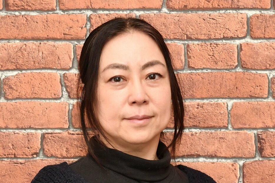 倉田真由美氏