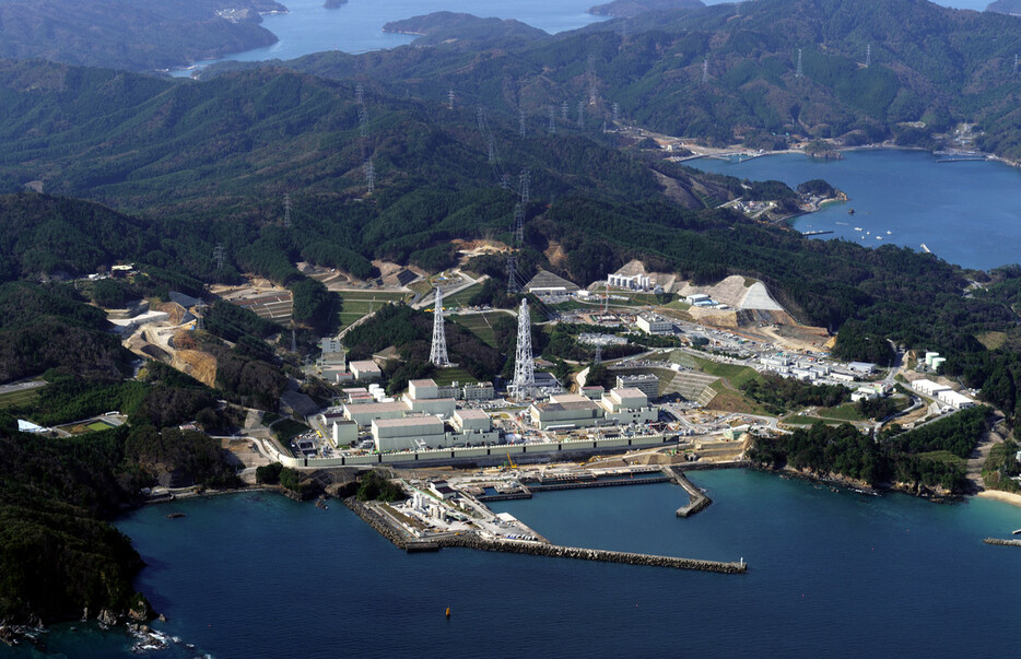 東北電力女川原発＝２０２０年１０月、宮城県