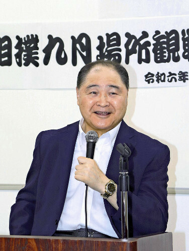 貴景勝関の心情などを語る中山さん（９月２０日、東京・両国で）