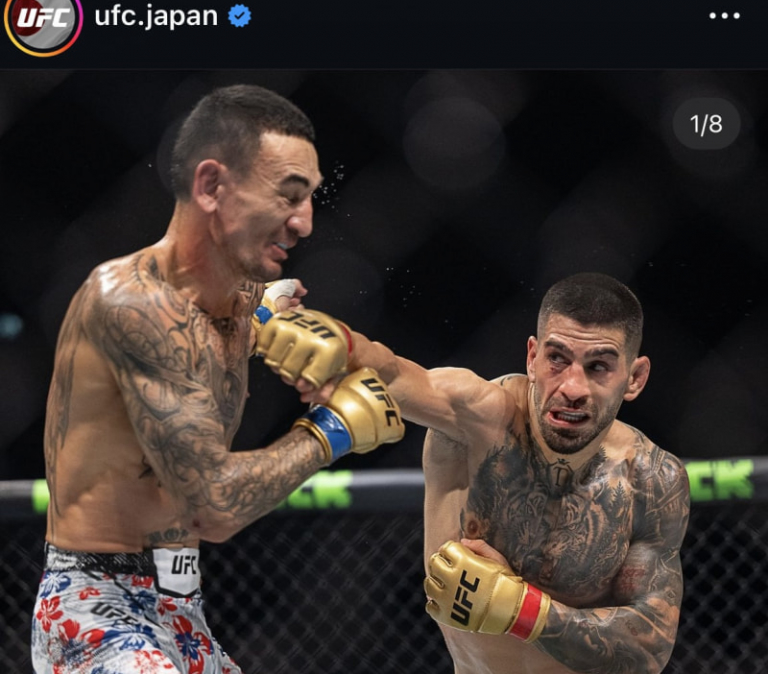 トプリア（右）がホロウェイにパンチを効かせる@ufc.japanより