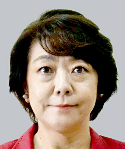 島尻安伊子氏