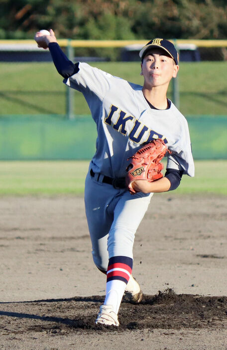 先発した仙台育英学園秀光・中村