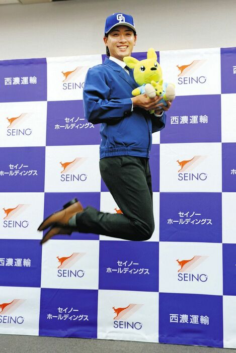 中日に２位指名を受け、カンガルージャンプで飛躍を誓う西濃運輸の吉田聖弥投手