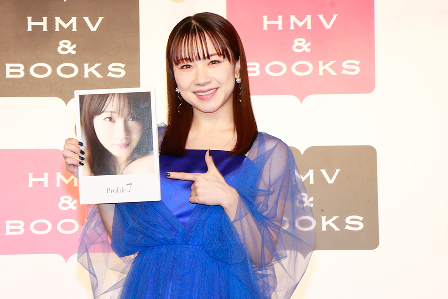 囲み取材に応じたモーニング娘。‘24の石田亜佑美【写真：ENCOUNT編集部】