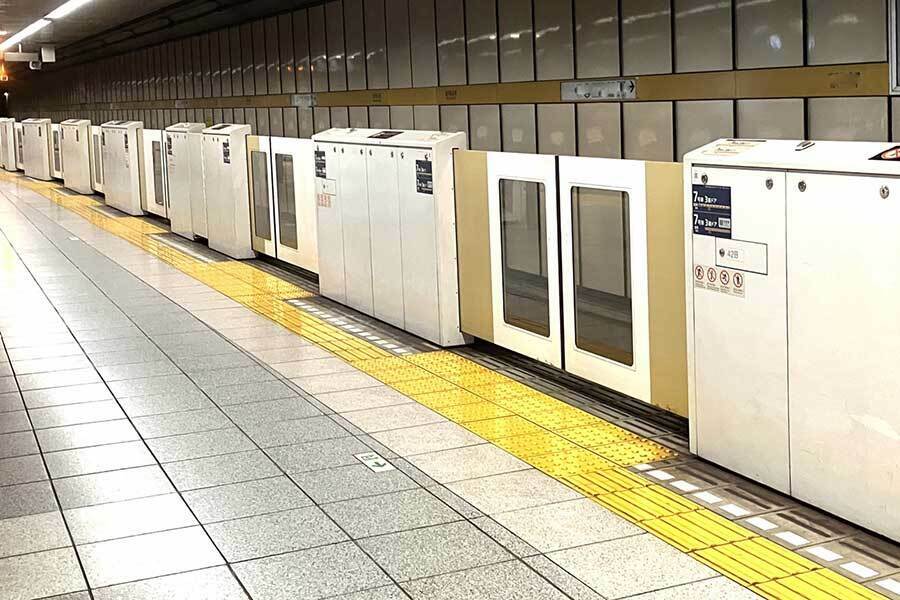 東京駅のホームで起きた殴り合い喧嘩をめぐって議論となっている（写真はイメージ）【写真：写真AC】