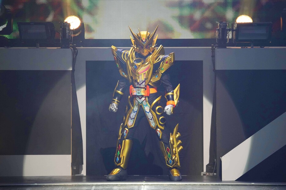 仮面ライダーガッチャードレジェンドライナー - (c)2023 石森プロ・テレビ朝日・ ADK EM・東映