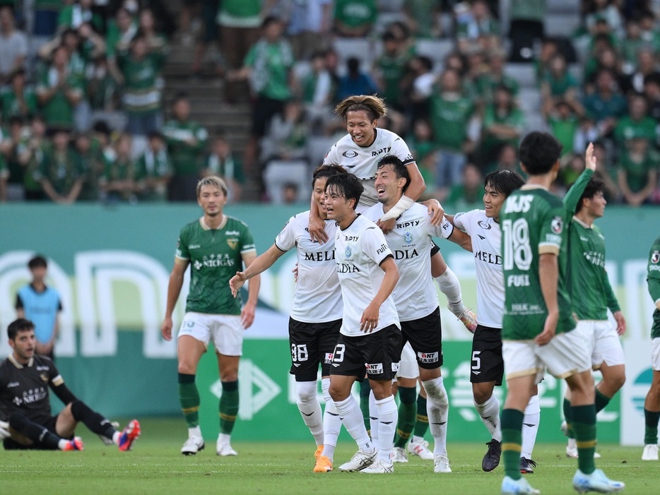 湘南が2連勝(J.LEAGUE)