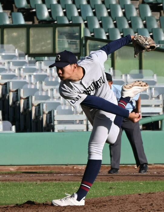 1失点完投勝利の立命館宇治・道勇