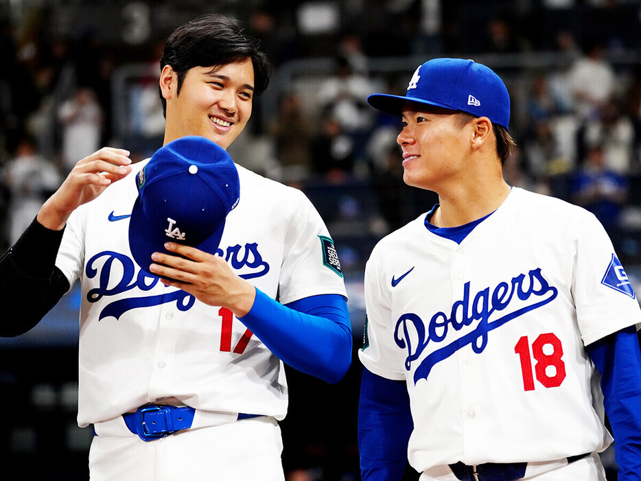 ポストシーズンでの活躍が期待される大谷翔平（写真左）と山本由伸　photo by Getty Images