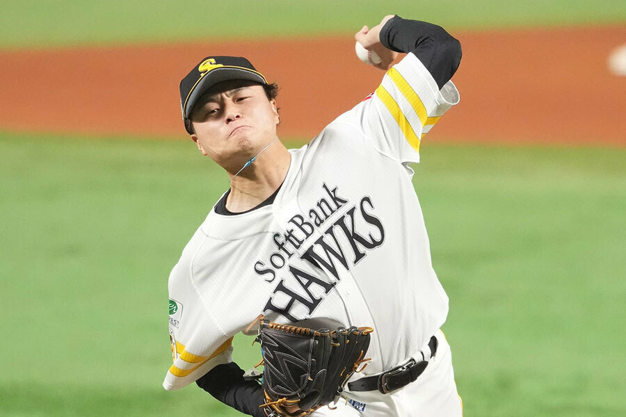 DeNA戦に登板したソフトバンク・前田純【写真提供：産経新聞社】