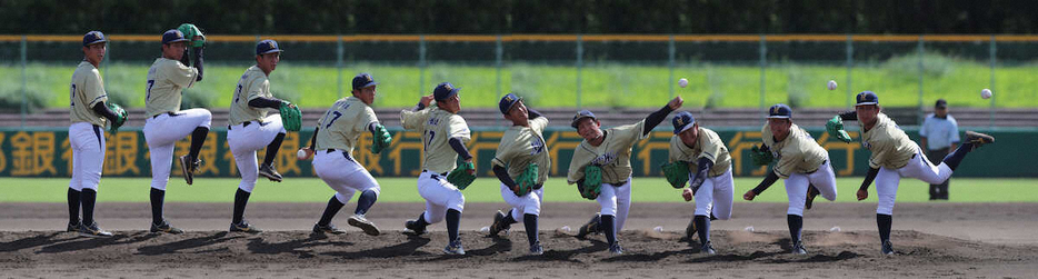 9月18日、三菱重工West戦、伊原の連続投球写真