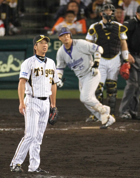 2010年9月30日、横浜戦（甲子園）で9回に横浜・村田に逆転3ランを浴びた阪神・藤川球