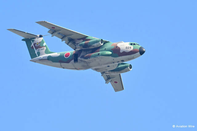 入間航空祭で展示飛行するC-1＝22年11月3日 PHOTO: Tadayuki YOSHIKAWA/Aviation Wire