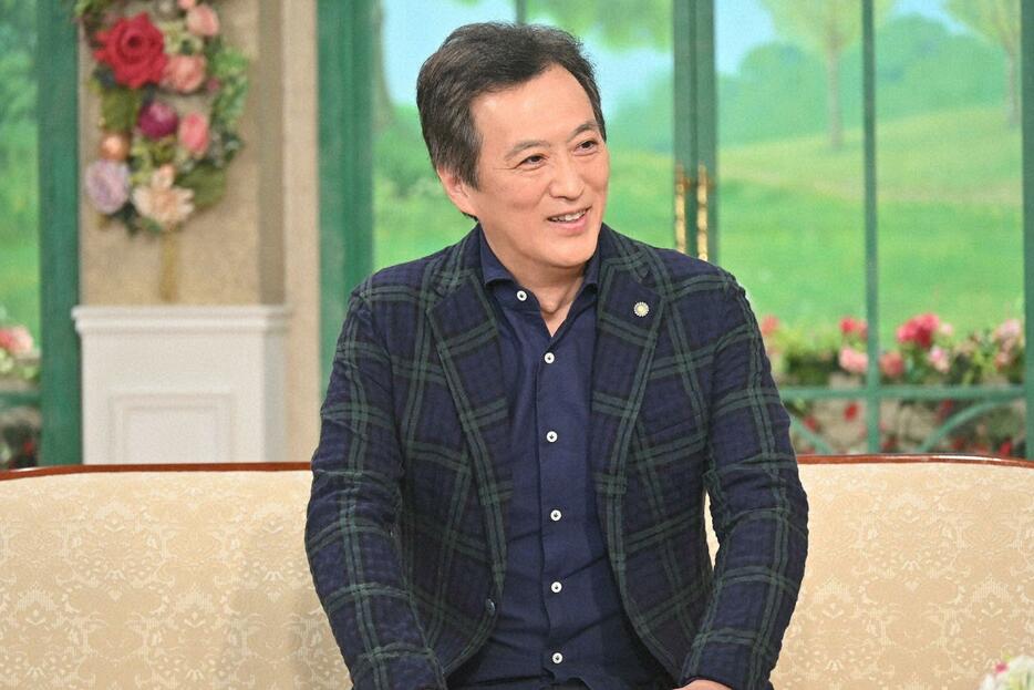 「徹子の部屋」に出演した大鶴義丹さん＝テレビ朝日提供