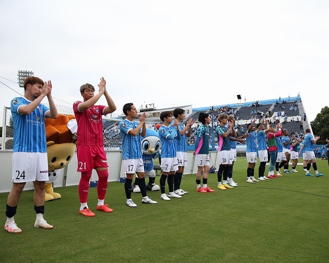 J１昇格が目前に迫る横浜FC。アウェー仙台戦で白星を掴めるか。写真：永島裕基