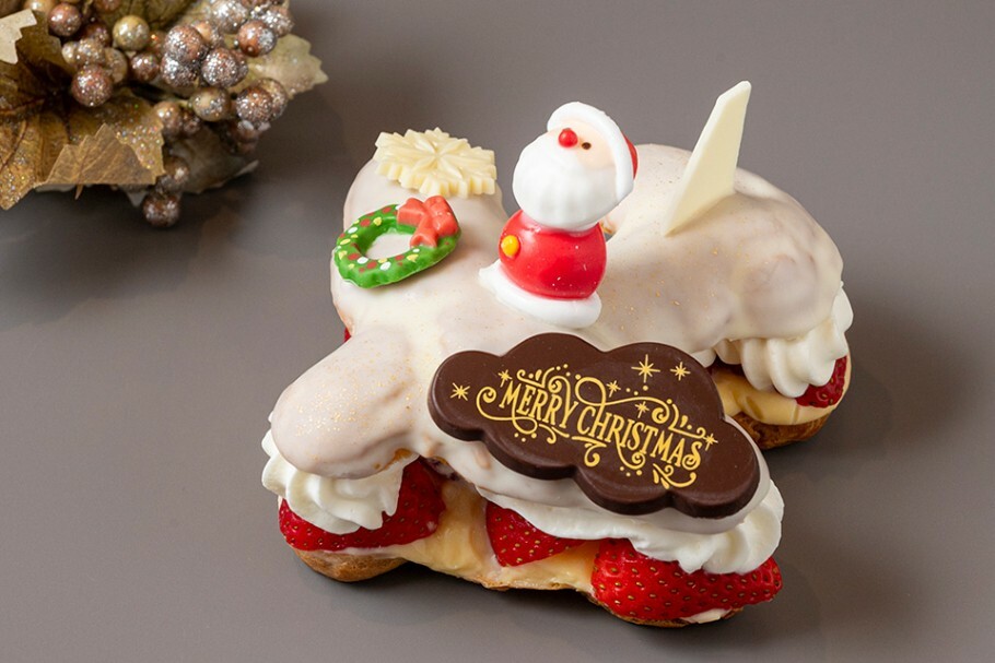 エアポートホテルならではのクリスマスケーキ / 羽田エクセルホテル東急(東京)