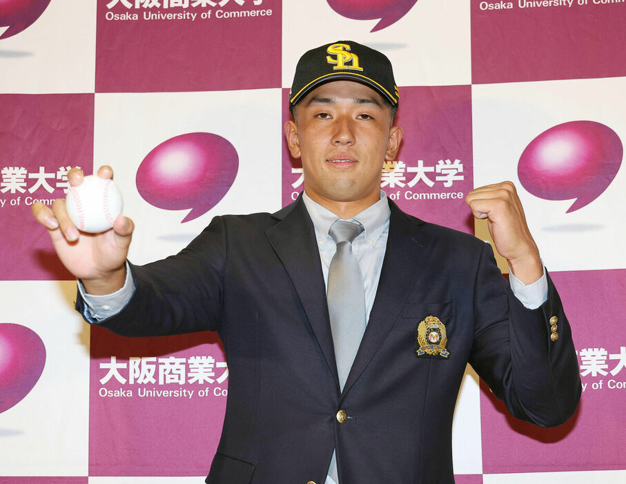 ソフトバンクに育成９位で指名され、活躍を誓う大商大・岡田晧一朗　（カメラ・馬場　秀則）