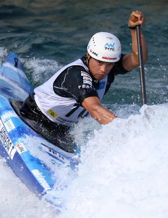 男子カナディアンシングル決勝で２位の羽根田卓也＝１９日、東京都江戸川区のカヌー・スラロームセンター